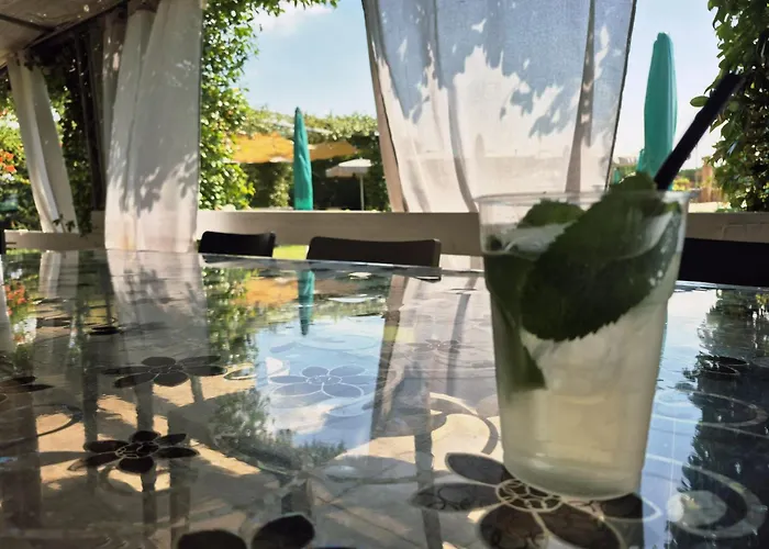 Trava 住宿加早餐酒店 3*