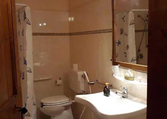 Trava לינה וארוחת בוקר Portoverrara