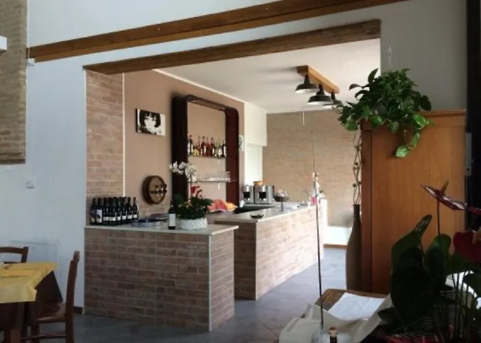 住宿加早餐酒店 Trava Portoverrara